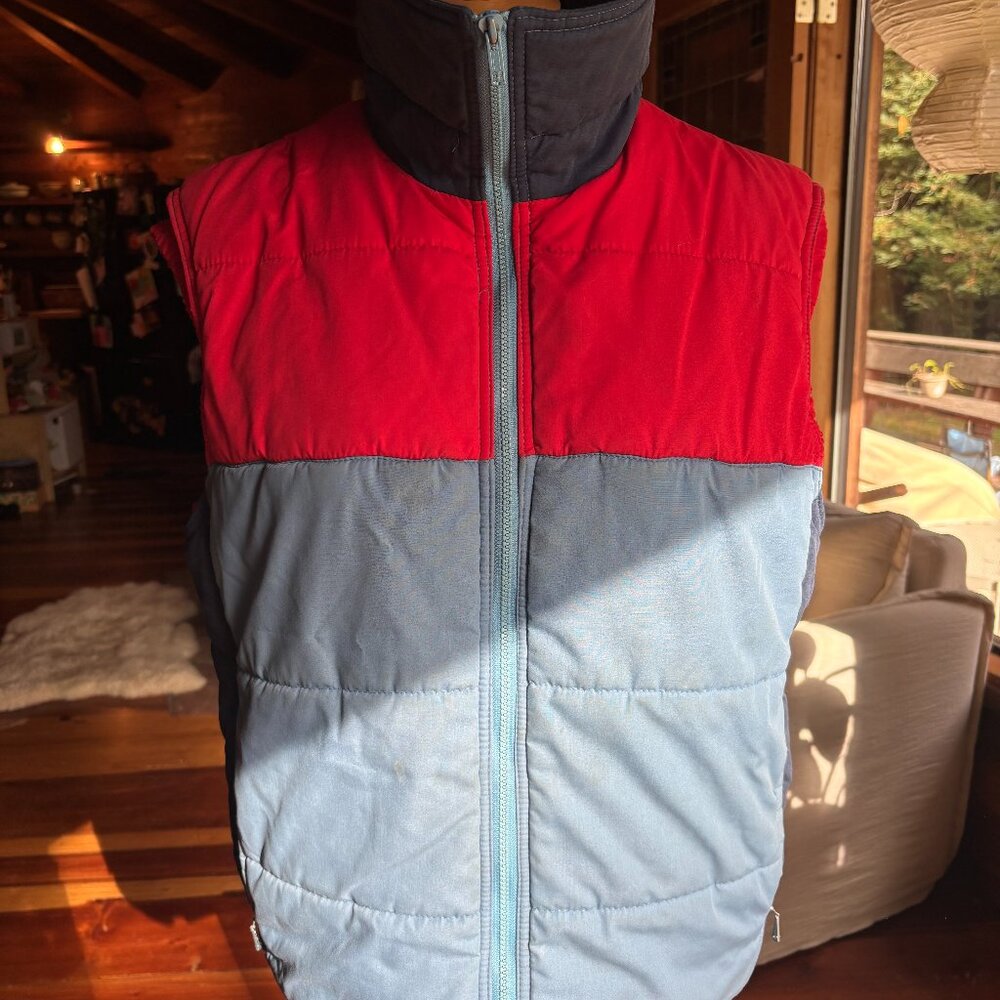 Vintage puffer vest - blue and red